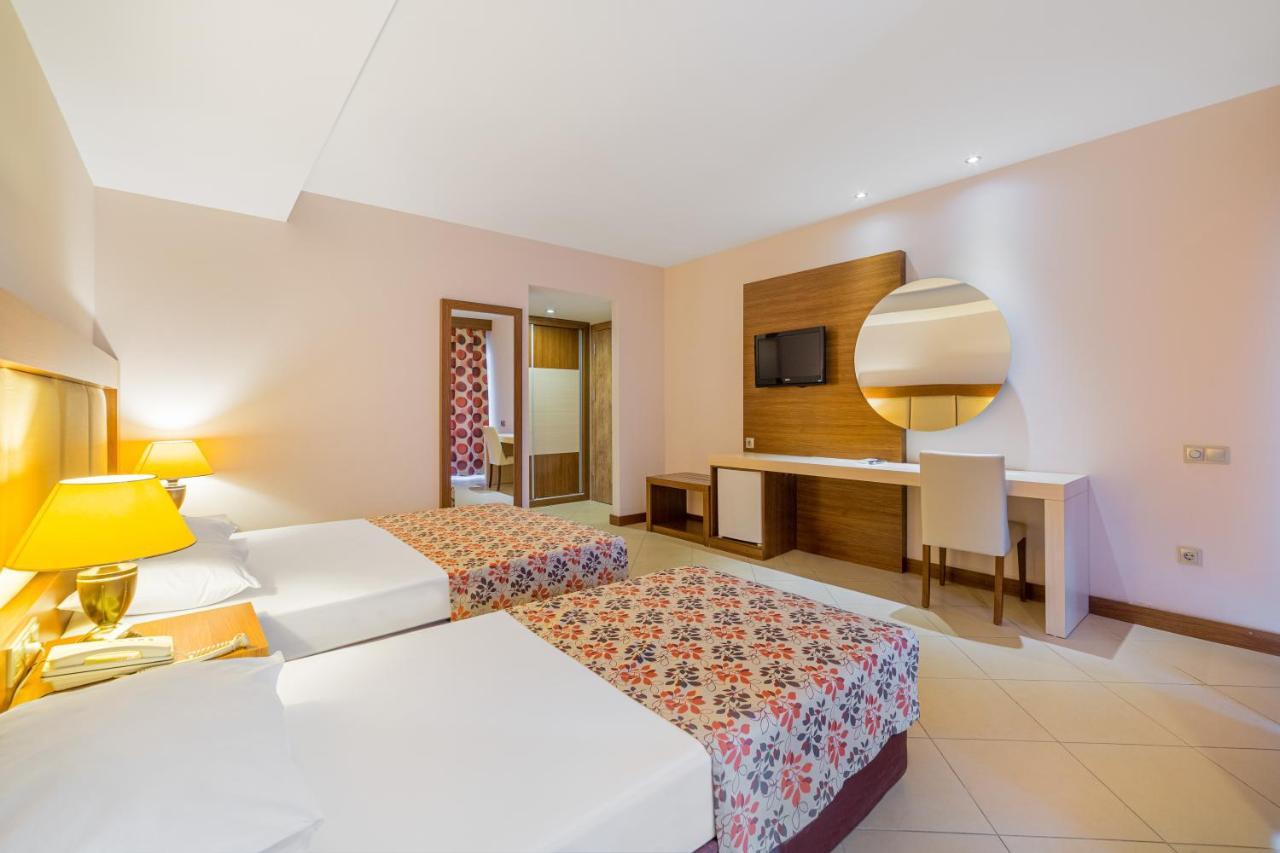 Justiniano Club Alanya Hotell Okurcalar Exteriör bild