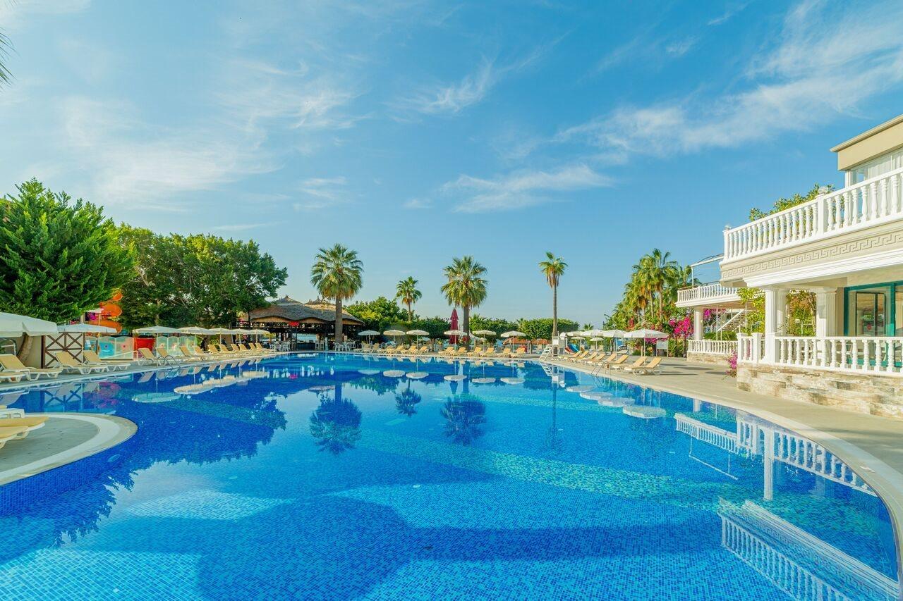 Justiniano Club Alanya Hotell Okurcalar Exteriör bild