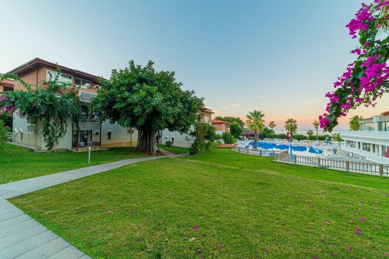 Justiniano Club Alanya Hotell Okurcalar Exteriör bild