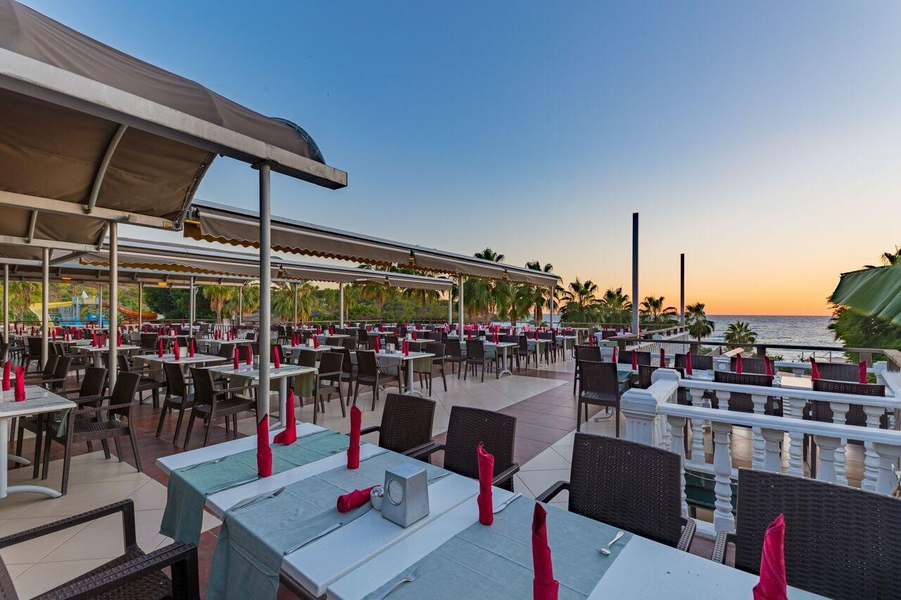 Justiniano Club Alanya Hotell Okurcalar Exteriör bild